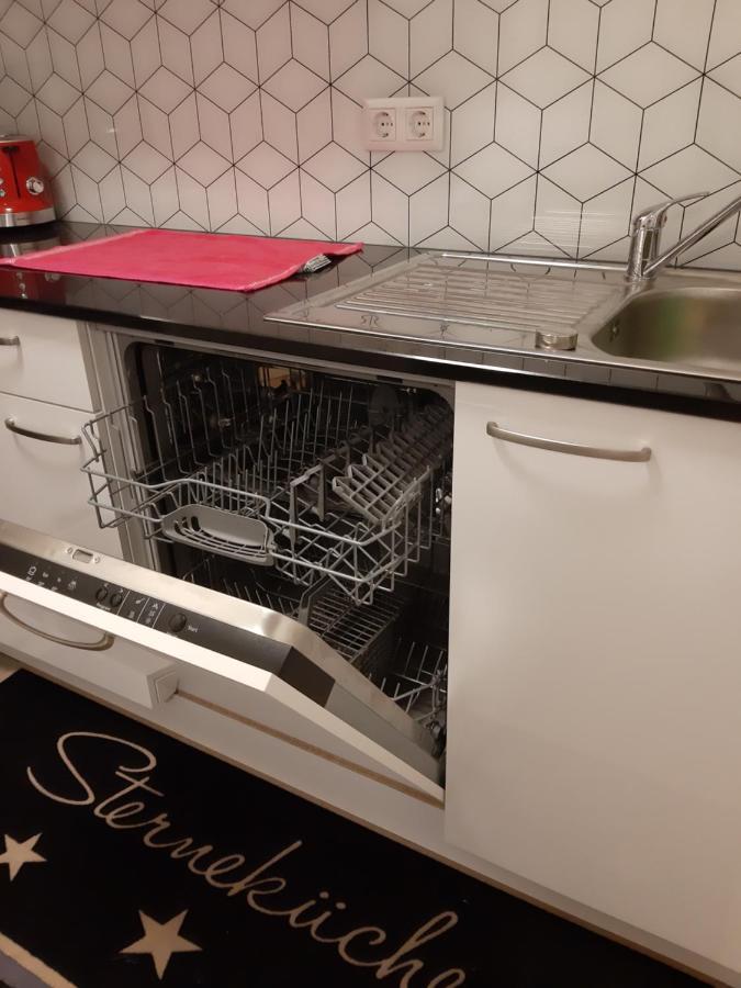 Vienna Lion Apartment Luaran gambar