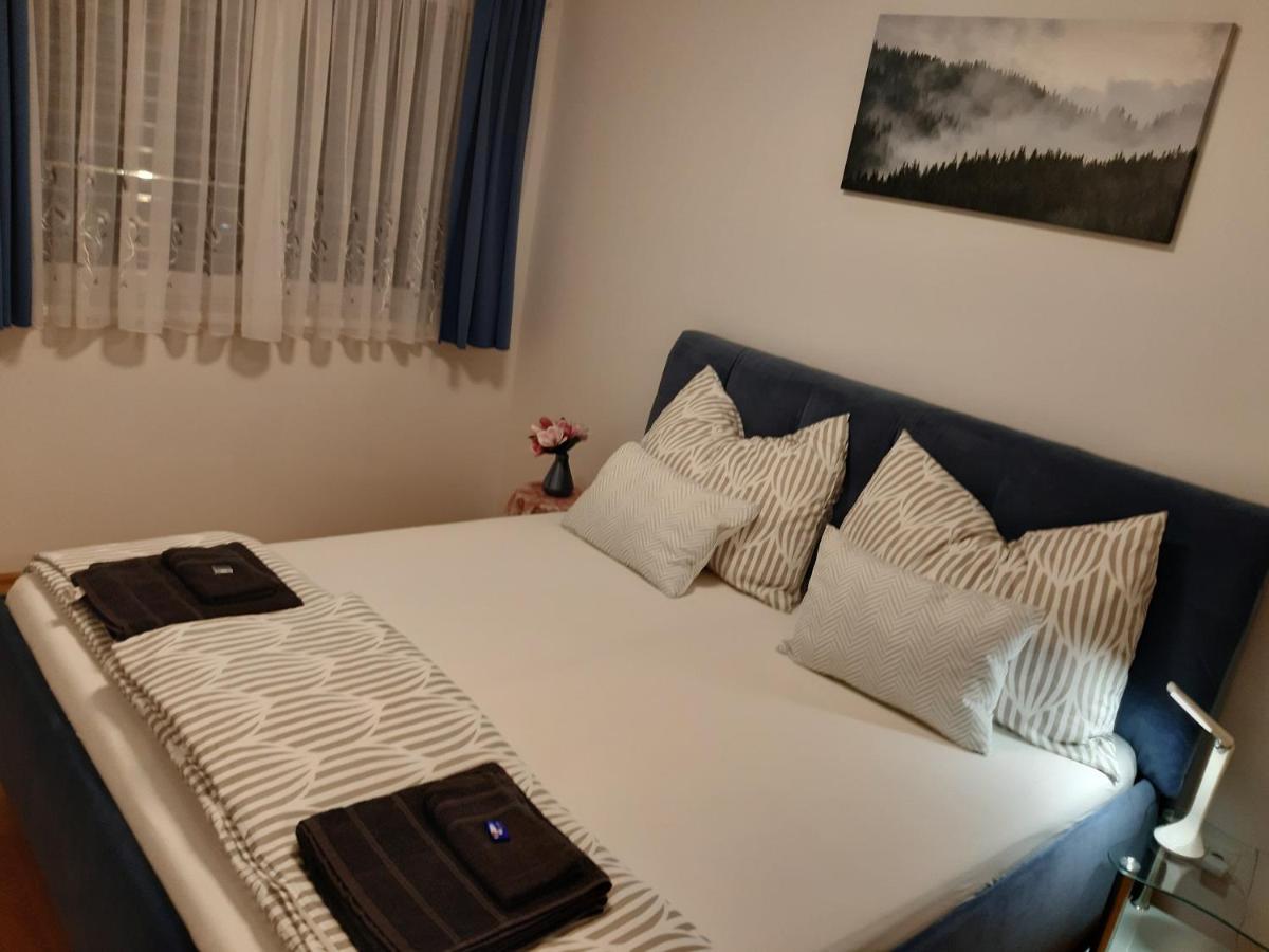 Vienna Lion Apartment Luaran gambar
